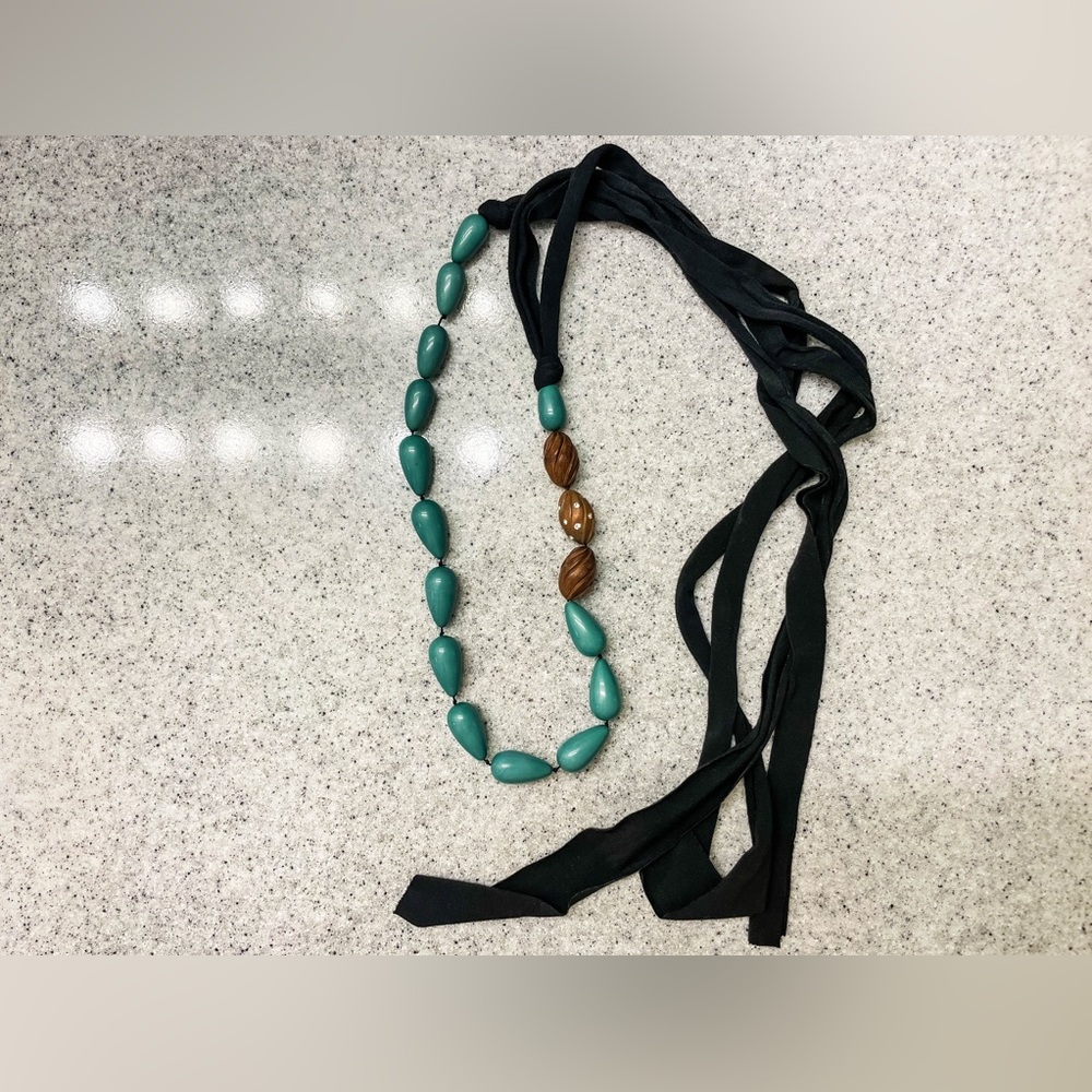 Turquoise and wood beaded necklace